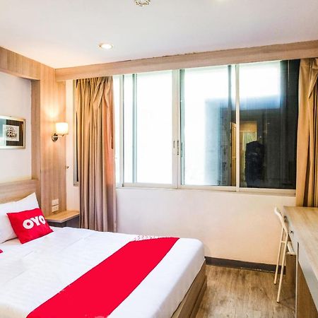 Oyo 437 Hostel Na Nara Bangkok Eksteriør billede