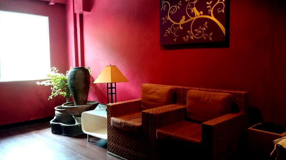 Oyo 437 Hostel Na Nara Bangkok Eksteriør billede