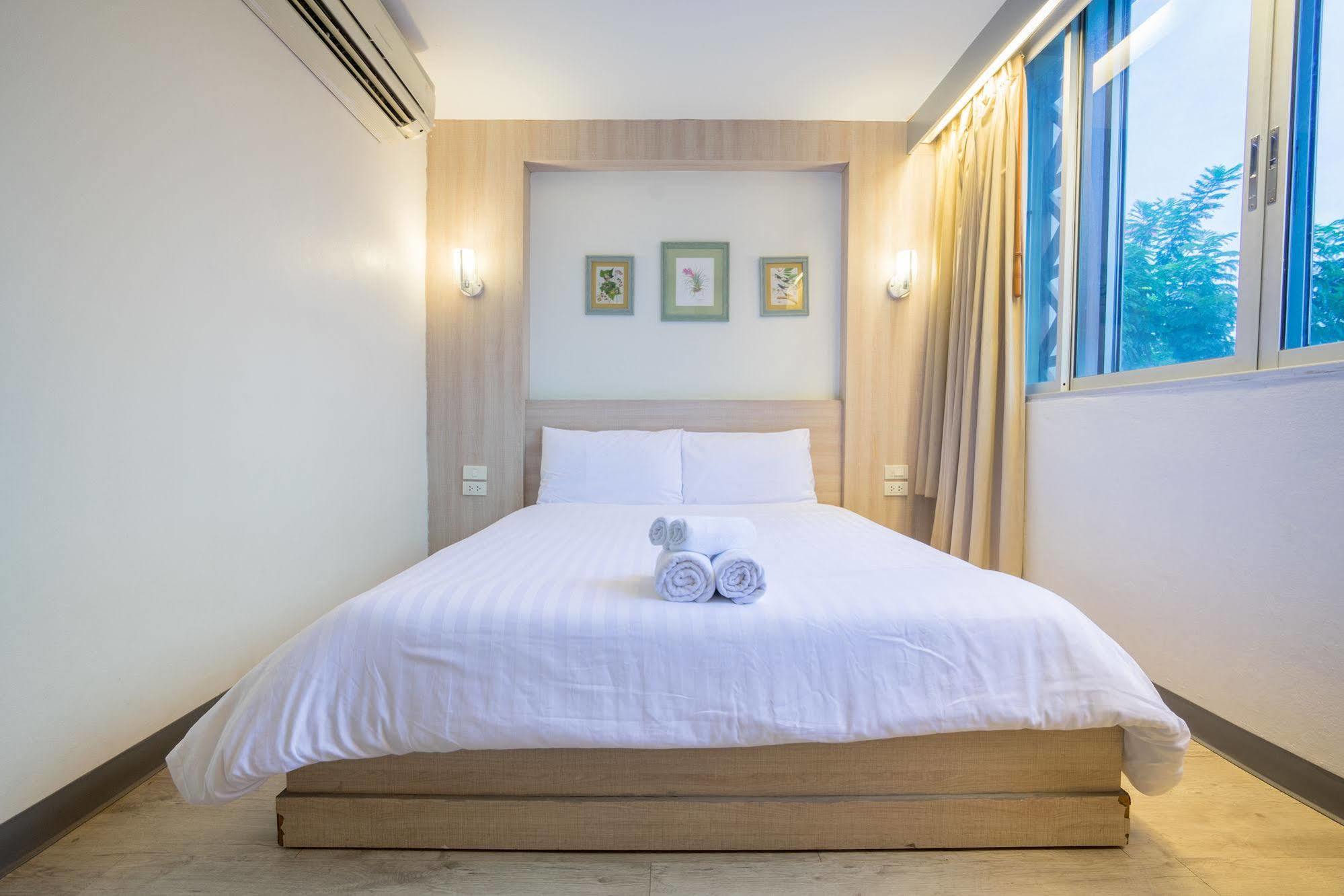 Oyo 437 Hostel Na Nara Bangkok Eksteriør billede