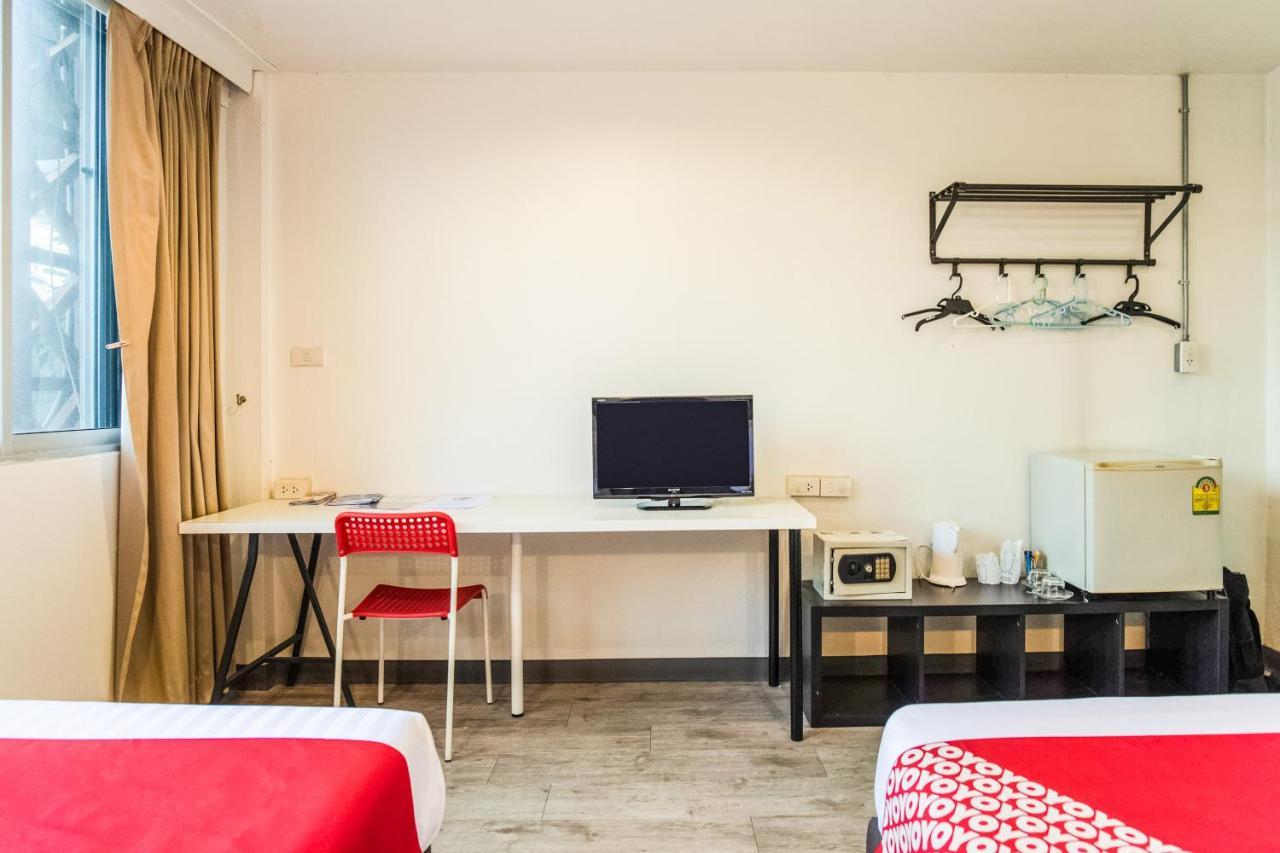 Oyo 437 Hostel Na Nara Bangkok Eksteriør billede