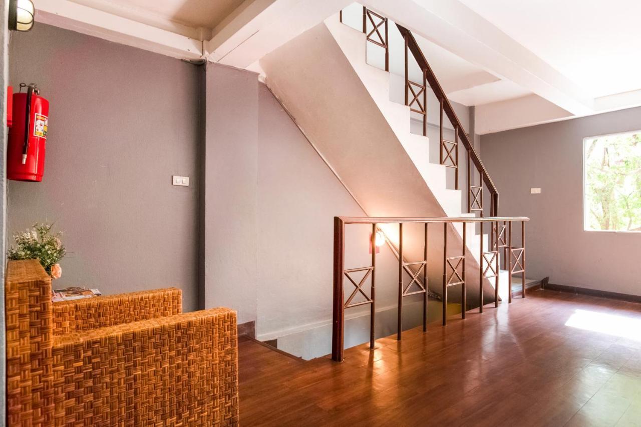 Oyo 437 Hostel Na Nara Bangkok Eksteriør billede