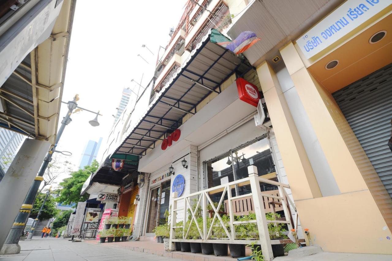 Oyo 437 Hostel Na Nara Bangkok Eksteriør billede